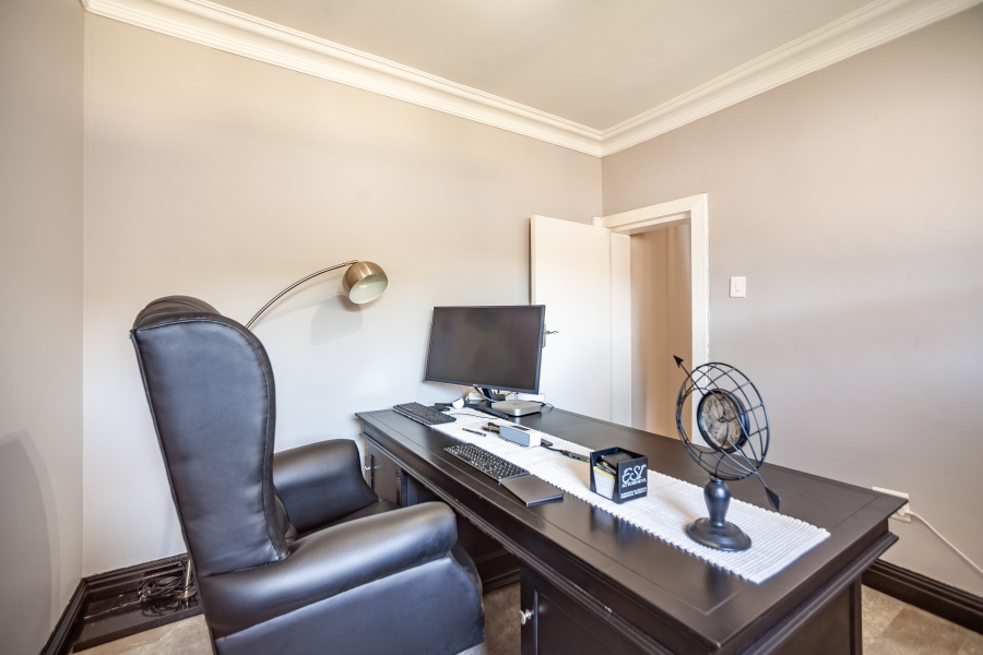 5 Bedroom Property for Sale in Milnerton Central Western Cape